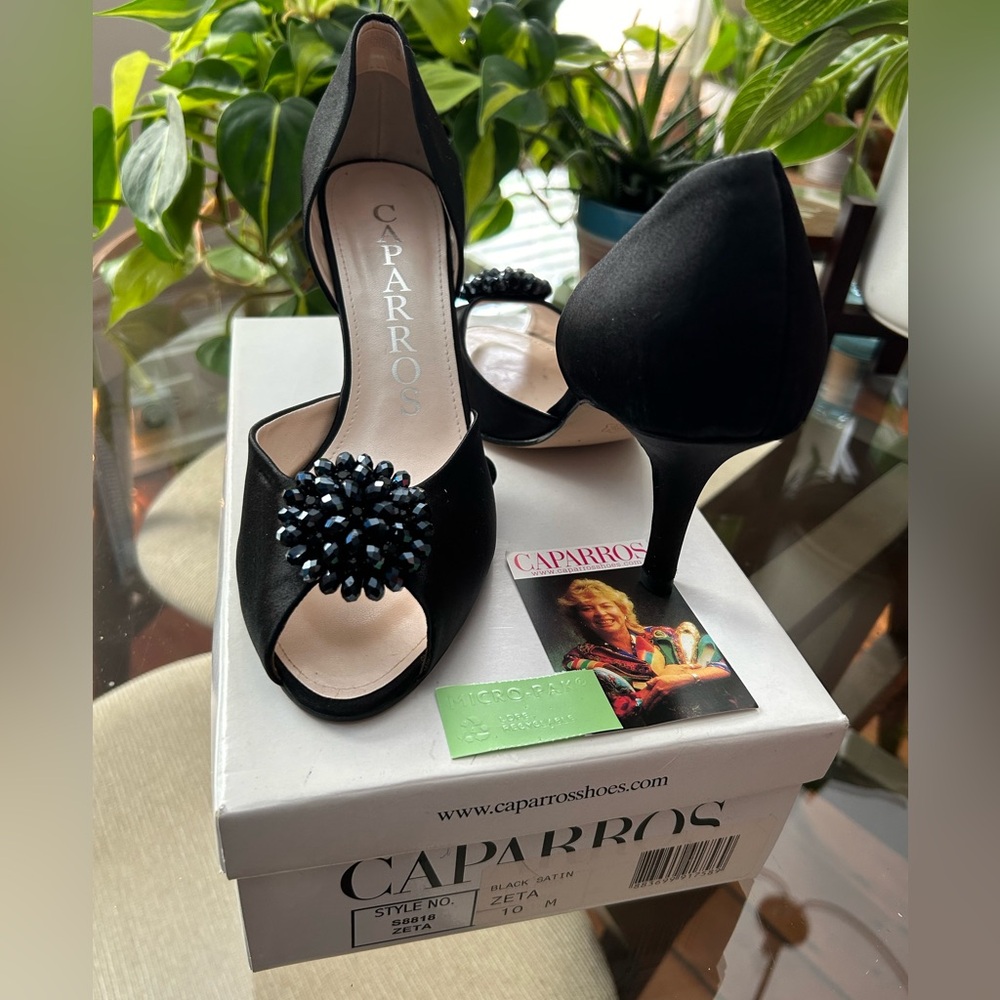 Caparros Zeta Peep-Toe Pumps Black Satin Size 10